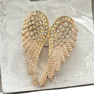 NWT Chloe Accessory Rhinestone Crystal Angel Wings Brooch Pin